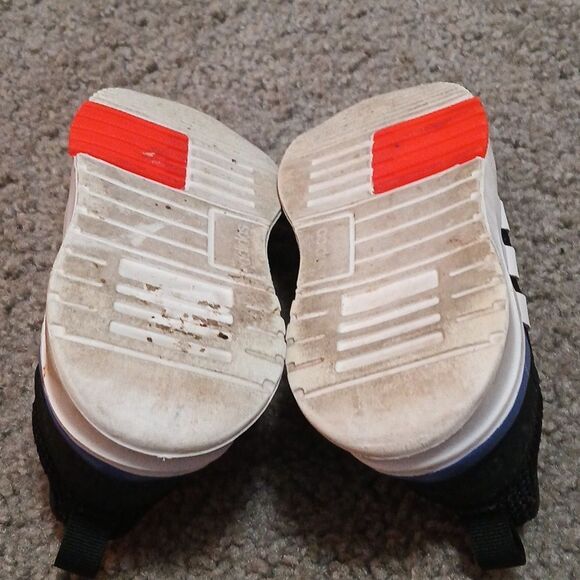 Adidas toddler boys no tie sneakers  Sz 6  EUC - Picture 6 of 7